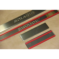 Накладки на пороги для Hyundai Solaris I (Хендай Солярис 1) 2014-2017 4 шт